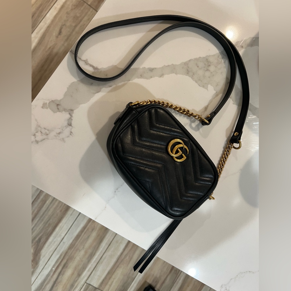 Gucci GG Small Marmont cross body-like new